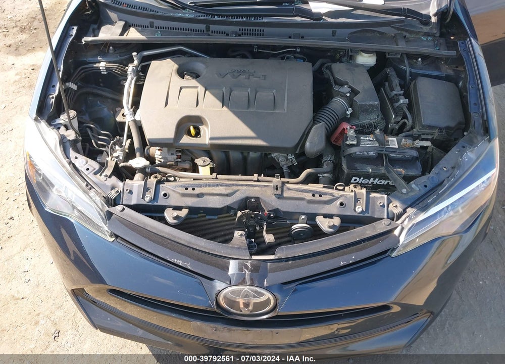 2018 TOYOTA COROLLA LE VIN: 2T1BURHE8JC072993