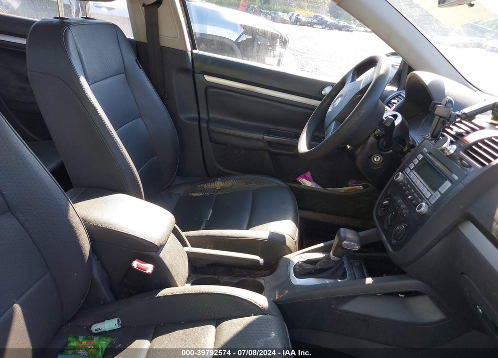 2009 VOLKSWAGEN JETTA 2.5L SE VIN: 3VWTM71K19M251739