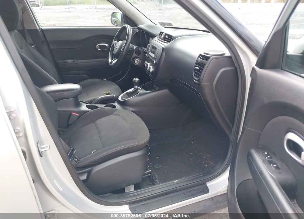 2014 KIA SOUL VIN: KNDJN2A20E7736775