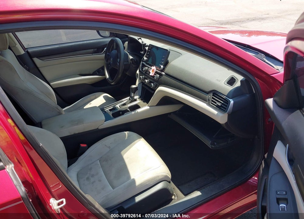 2018 HONDA ACCORD LX VIN: 1HGCV1F1XJA044492