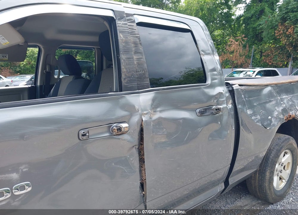 2011 RAM 1500 SLT VIN: 1D7RV1GT1BS629987