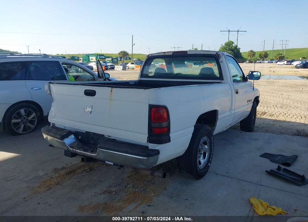 1995 DODGE RAM 1500 VIN: 1B7HC16X5SS278811