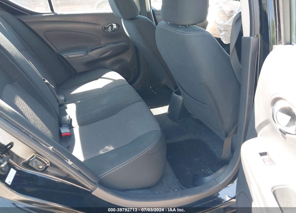 2018 NISSAN VERSA 1.6 SV VIN: 3N1CN7AP6JL815121