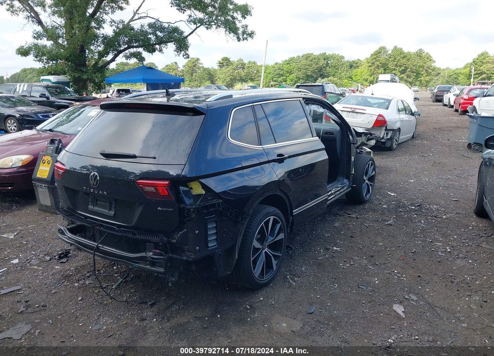 2022 VOLKSWAGEN TIGUAN VIN: 3VV4B7AX2NM004654