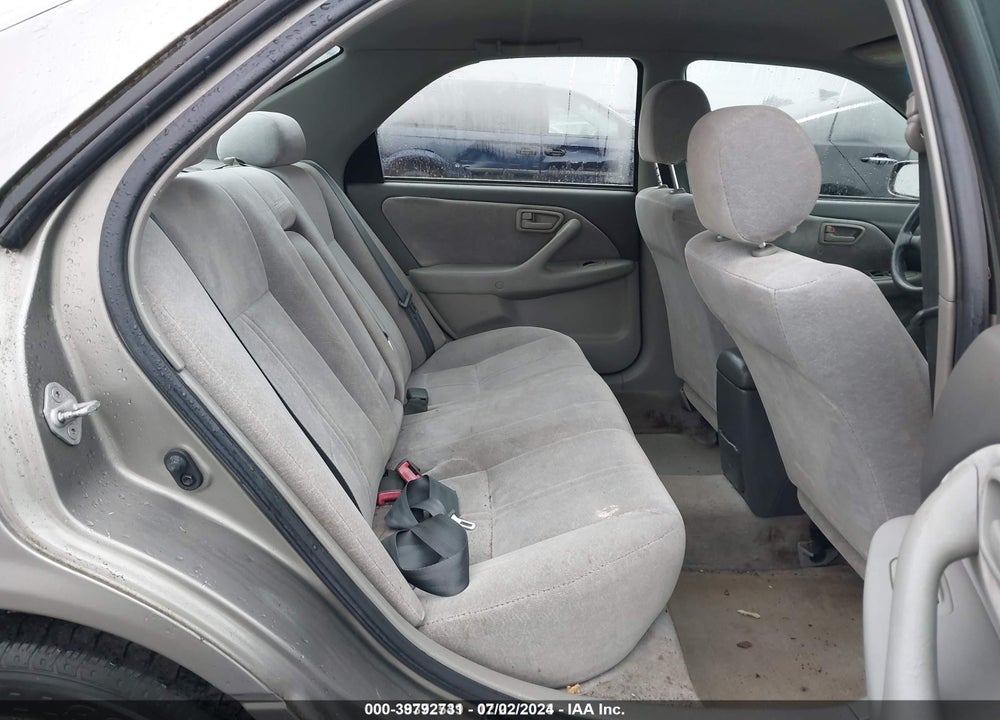 1998 TOYOTA CAMRY LE VIN: JT2BG22K4W0226834