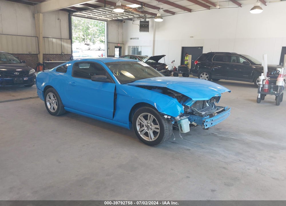 2013 FORD MUSTANG V6 VIN: 1ZVBP8AM4D5277230