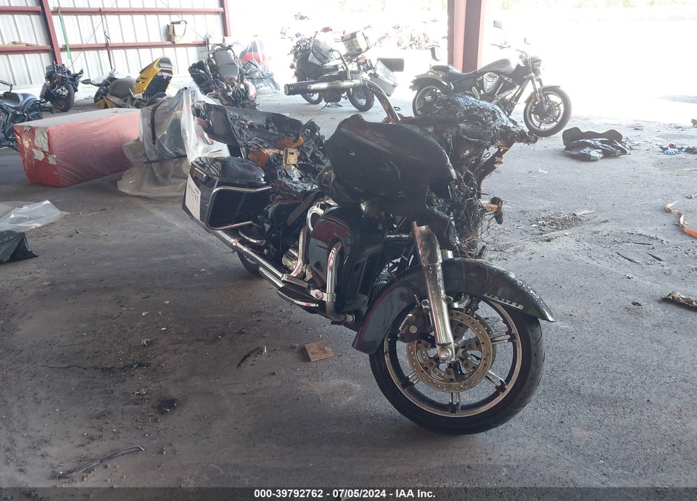 2020 HARLEY-DAVIDSON FLTRK VIN: 1HD1KZF14LB640657