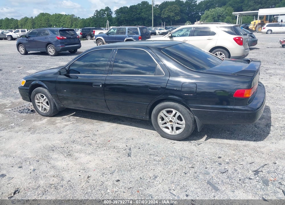 2001 TOYOTA CAMRY CE VIN: 4T1BG22K51U069853