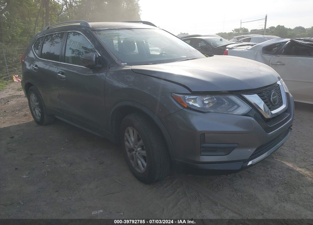 2018 NISSAN ROGUE SV VIN: JN8AT2MT8JW450820