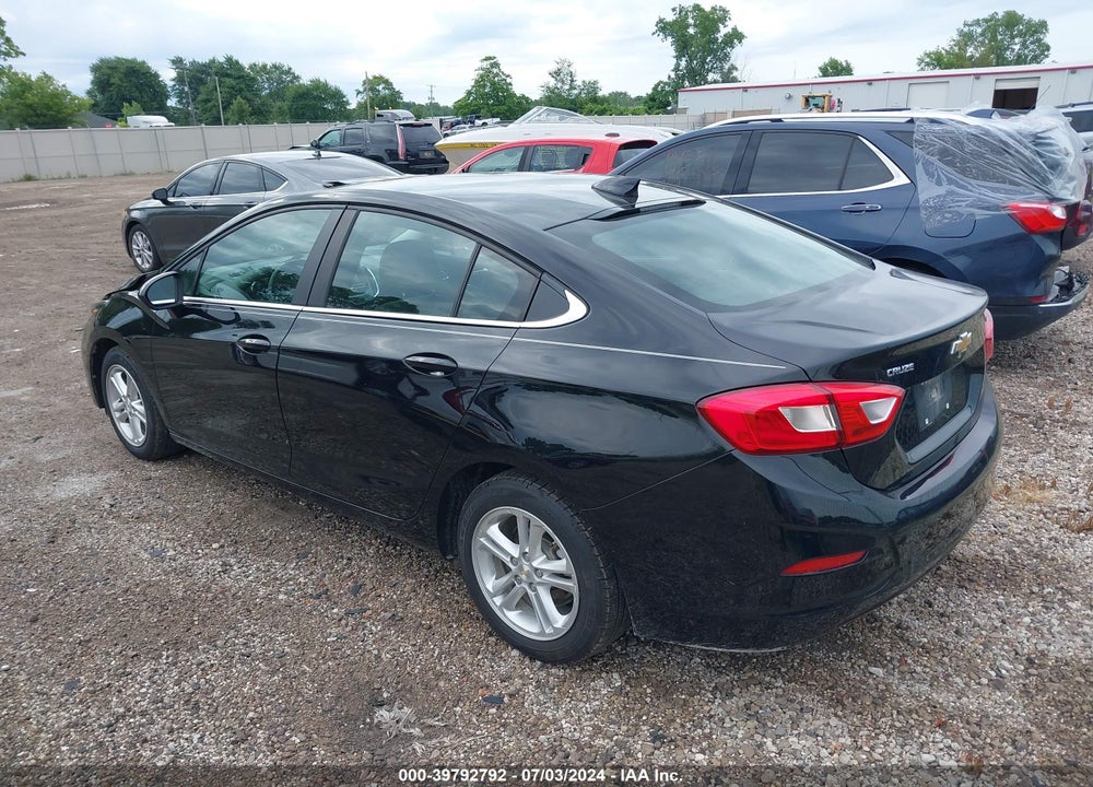 2018 CHEVROLET CRUZE LT AUTO VIN: 1G1BE5SM2J7210737
