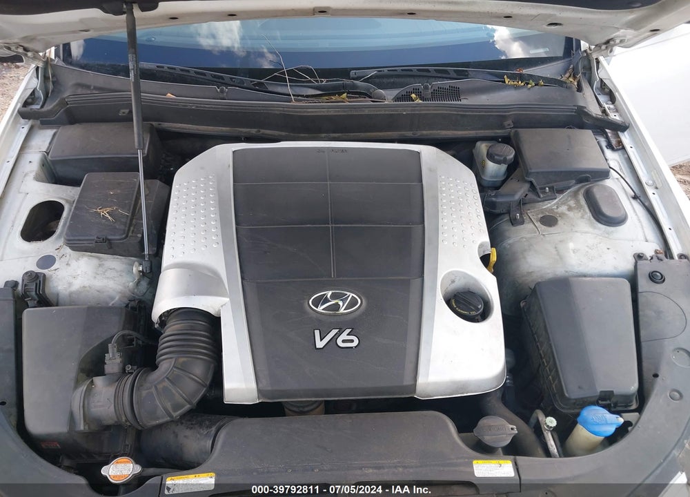 2010 HYUNDAI GENESIS 3.8 VIN: KMHGC4DE0AU076133