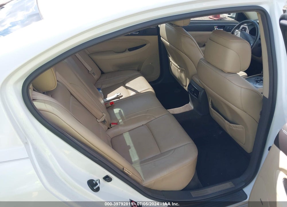 2010 HYUNDAI GENESIS 3.8 VIN: KMHGC4DE0AU076133