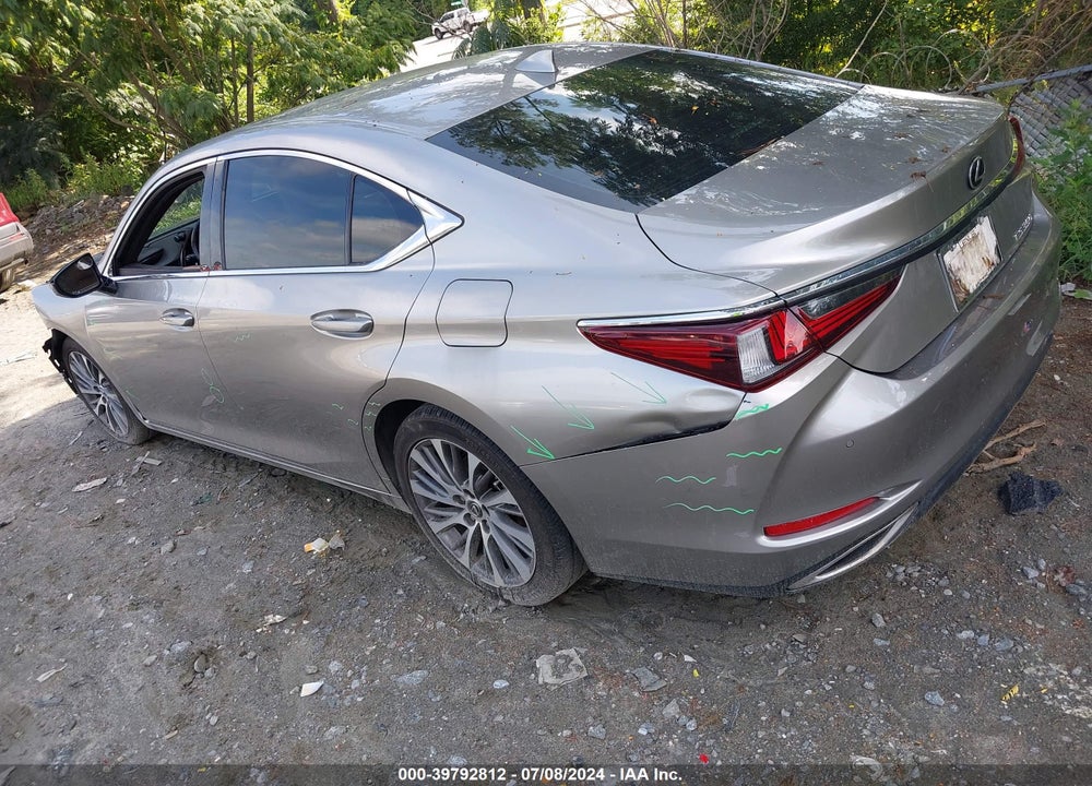 2021 LEXUS ES 350 VIN: 58ADZ1B12MU091469