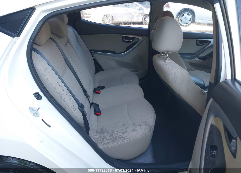 2014 HYUNDAI ELANTRA SE VIN: 5NPDH4AE5EH497424