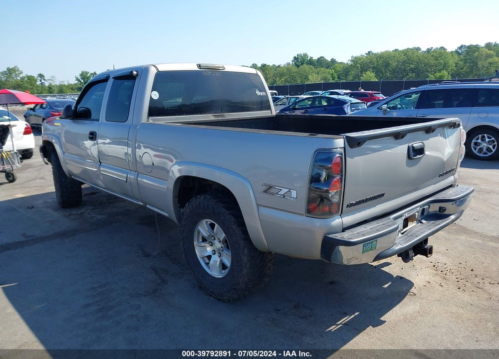 2004 CHEVROLET SILVERADO 1500 Z71 VIN: 1GCEK19T24E216878