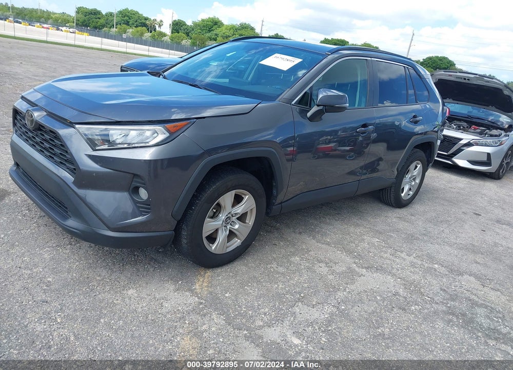 2021 TOYOTA RAV4 XLE VIN: 2T3W1RFV8MC103426
