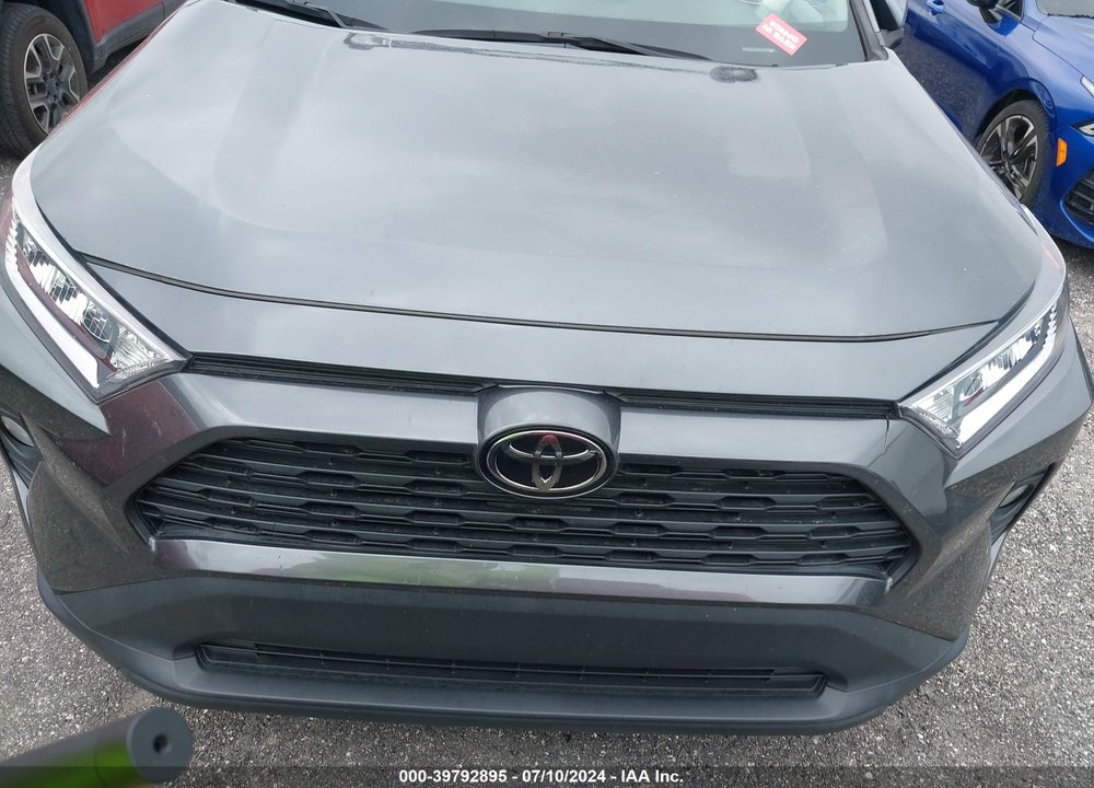 2021 TOYOTA RAV4 XLE VIN: 2T3W1RFV8MC103426