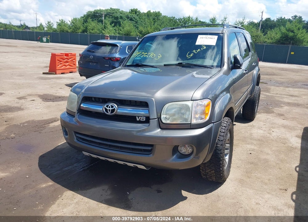 2005 TOYOTA SEQUOIA SR5 V8 VIN: 5TDBT44A15S256663