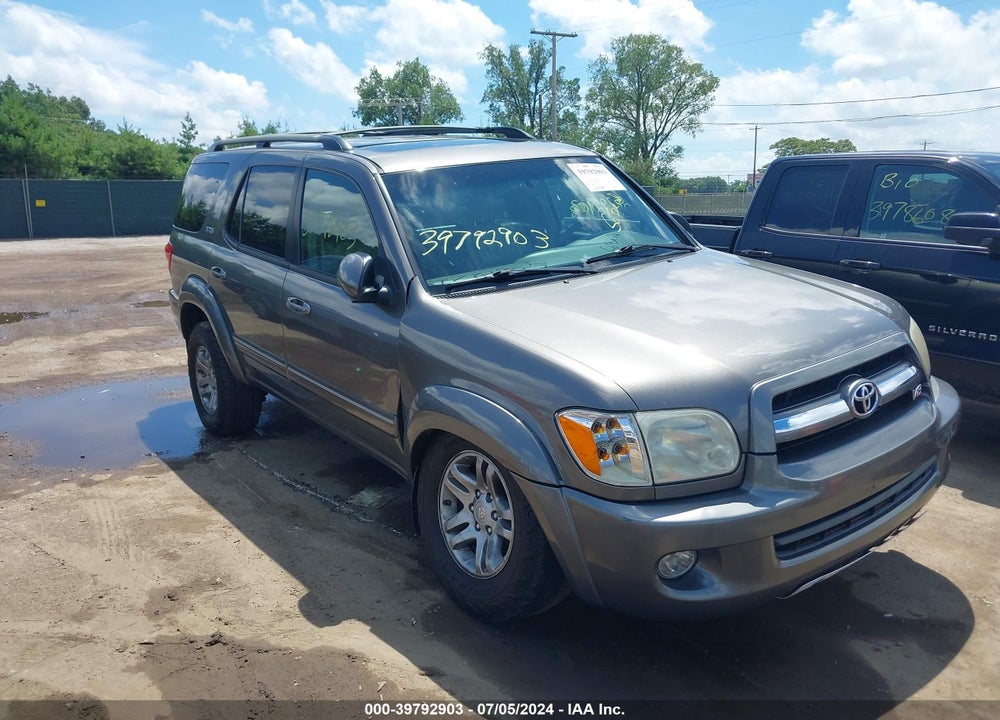 2005 TOYOTA SEQUOIA SR5 V8 VIN: 5TDBT44A15S256663