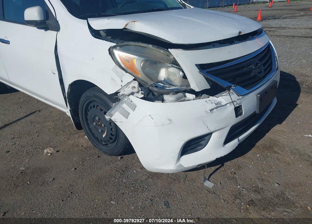 2014 NISSAN VERSA 1.6 SV VIN: 3N1CN7AP6EL845287