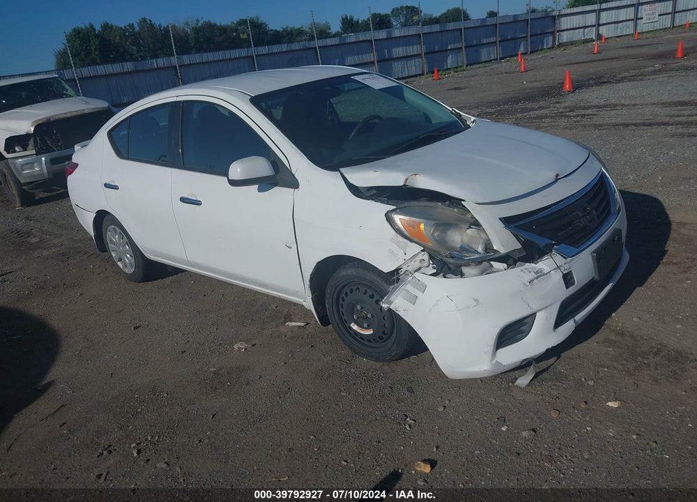 2014 NISSAN VERSA 1.6 SV VIN: 3N1CN7AP6EL845287