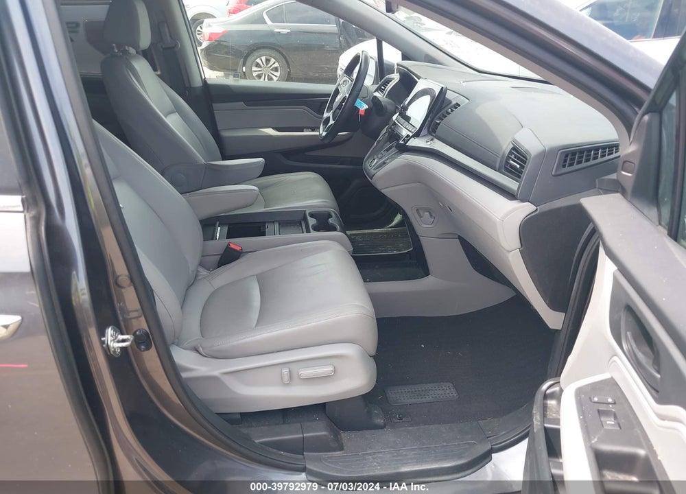 2018 HONDA ODYSSEY EX-L VIN: 5FNRL6H71JB042795