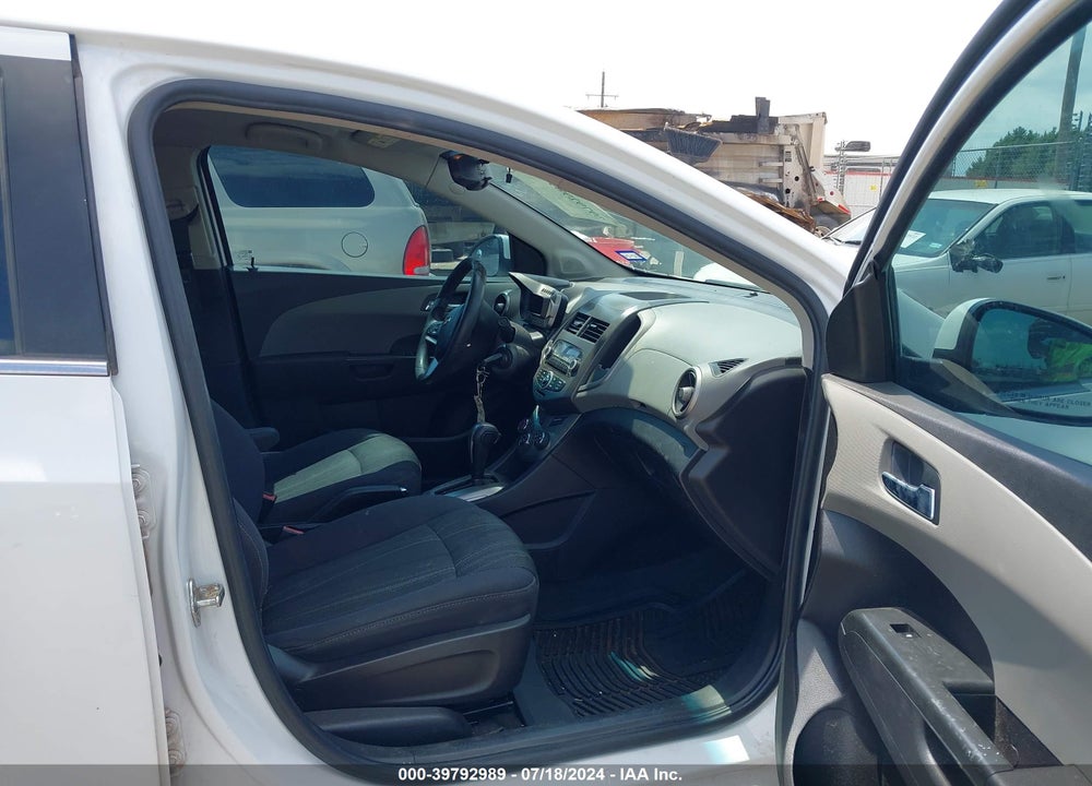 2013 CHEVROLET SONIC LT AUTO VIN: 1G1JC5SH1D4173173