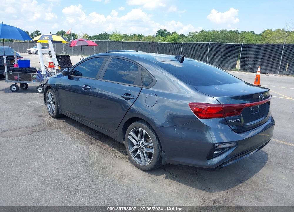 2019 KIA FORTE LXS VIN: 3KPF24ADXKE129595