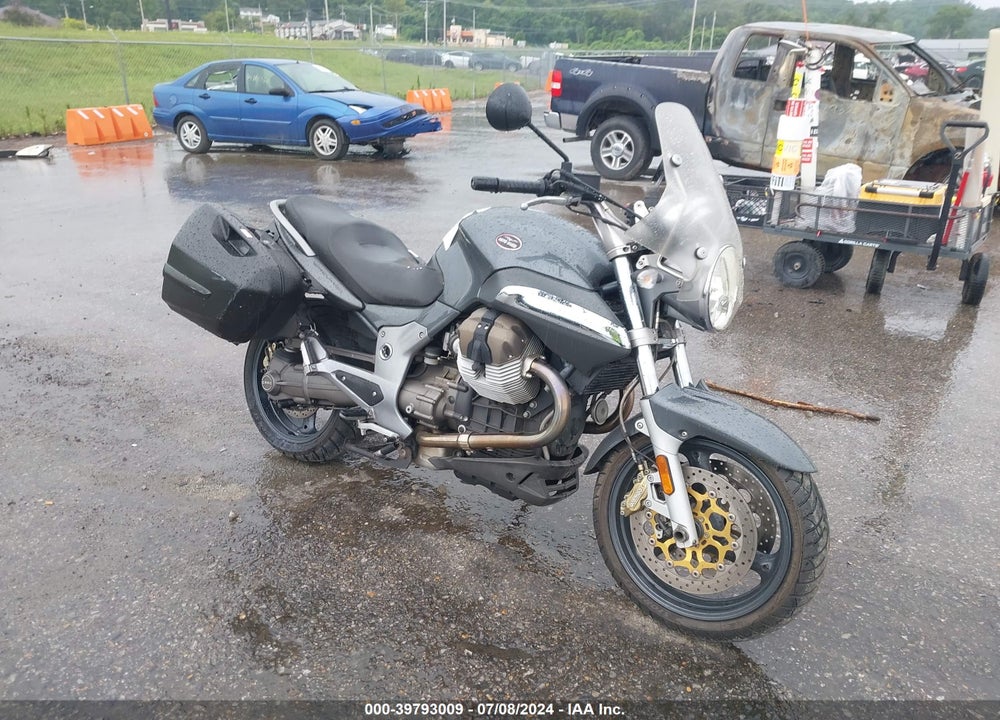 2006 MOTO GUZZI BREVA 1100 VIN: ZGULPC0076M113100