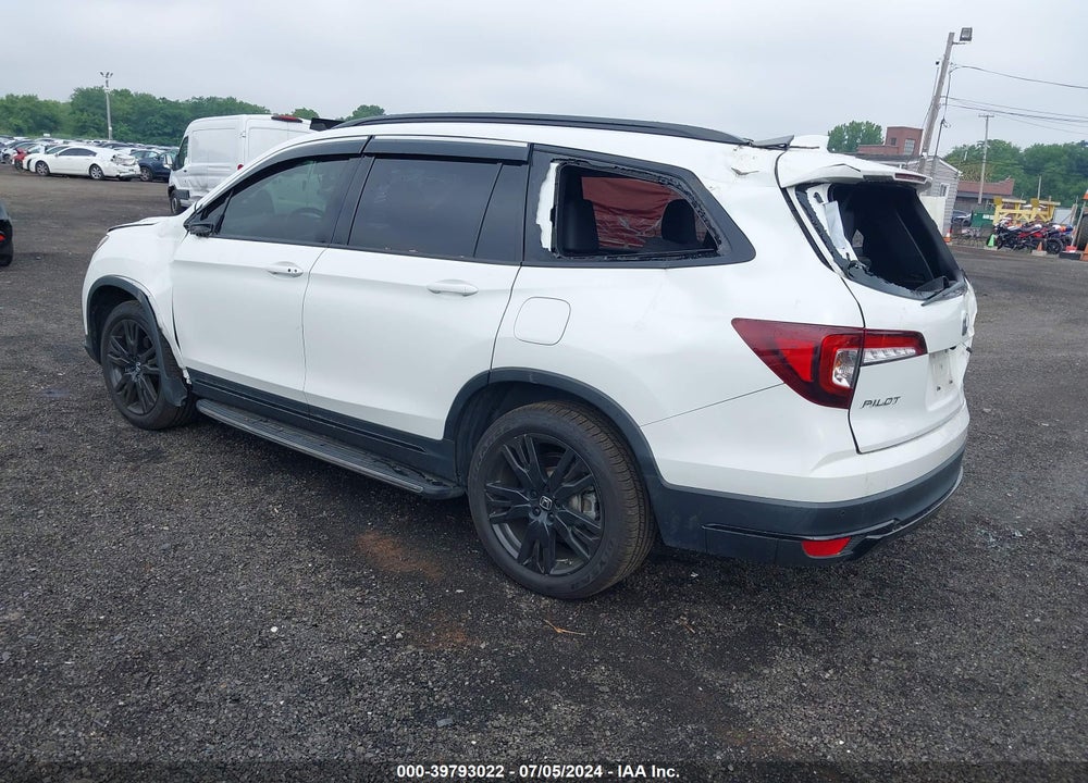 2021 HONDA PILOT AWD BLACK EDITION VIN: 5FNYF6H70MB080011