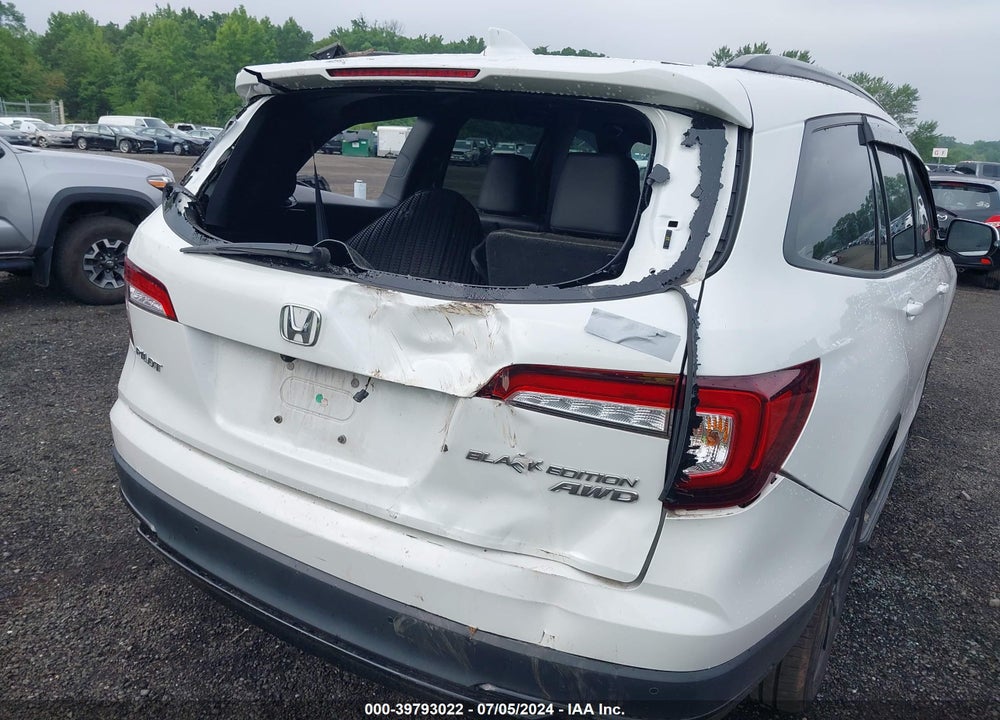 2021 HONDA PILOT AWD BLACK EDITION VIN: 5FNYF6H70MB080011