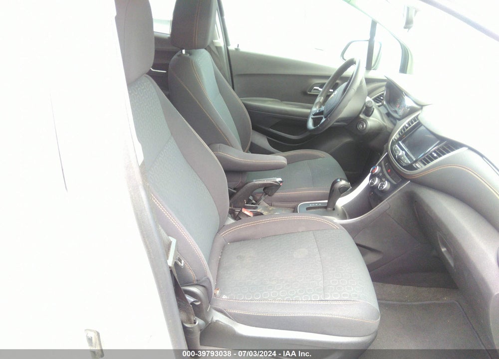 2020 CHEVROLET TRAX FWD LS VIN: 3GNCJKSB9LL148747