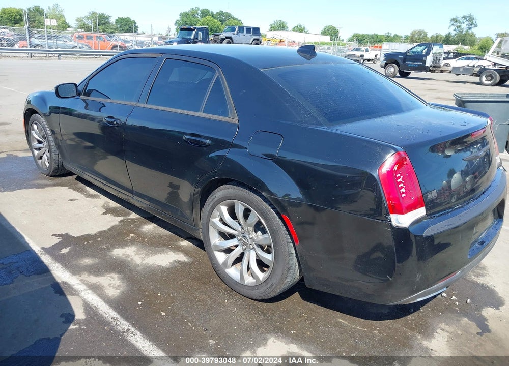 2015 CHRYSLER 300 LIMITED VIN: 2C3CCAAG7FH920612