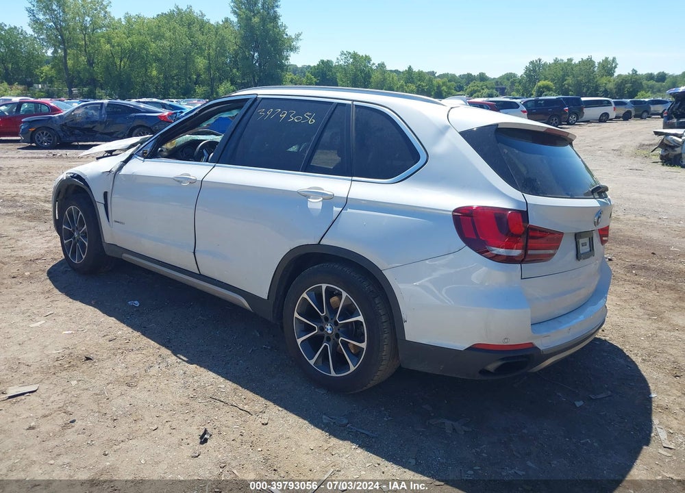 2016 BMW X5 XDRIVE50I VIN: 5UXKR6C54G0J81492