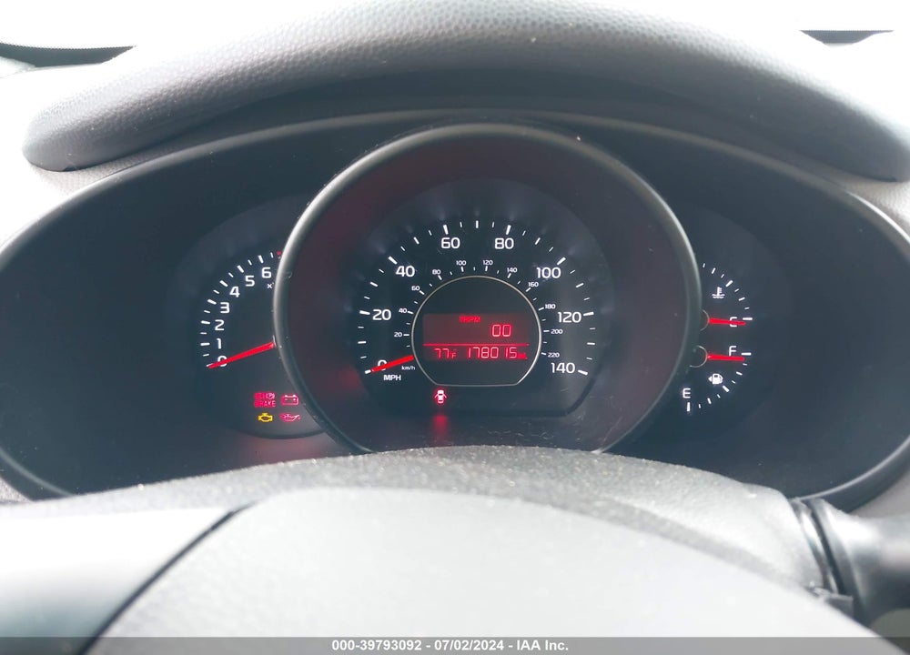 2014 KIA SOUL VIN: KNDJN2A21E7095877