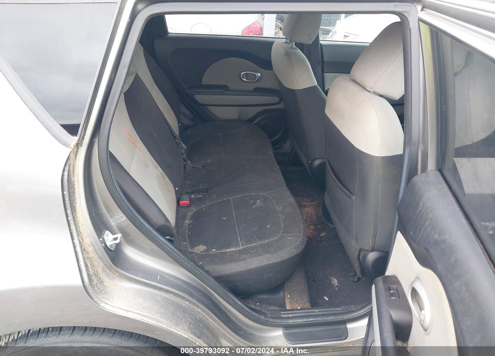 2014 KIA SOUL VIN: KNDJN2A21E7095877