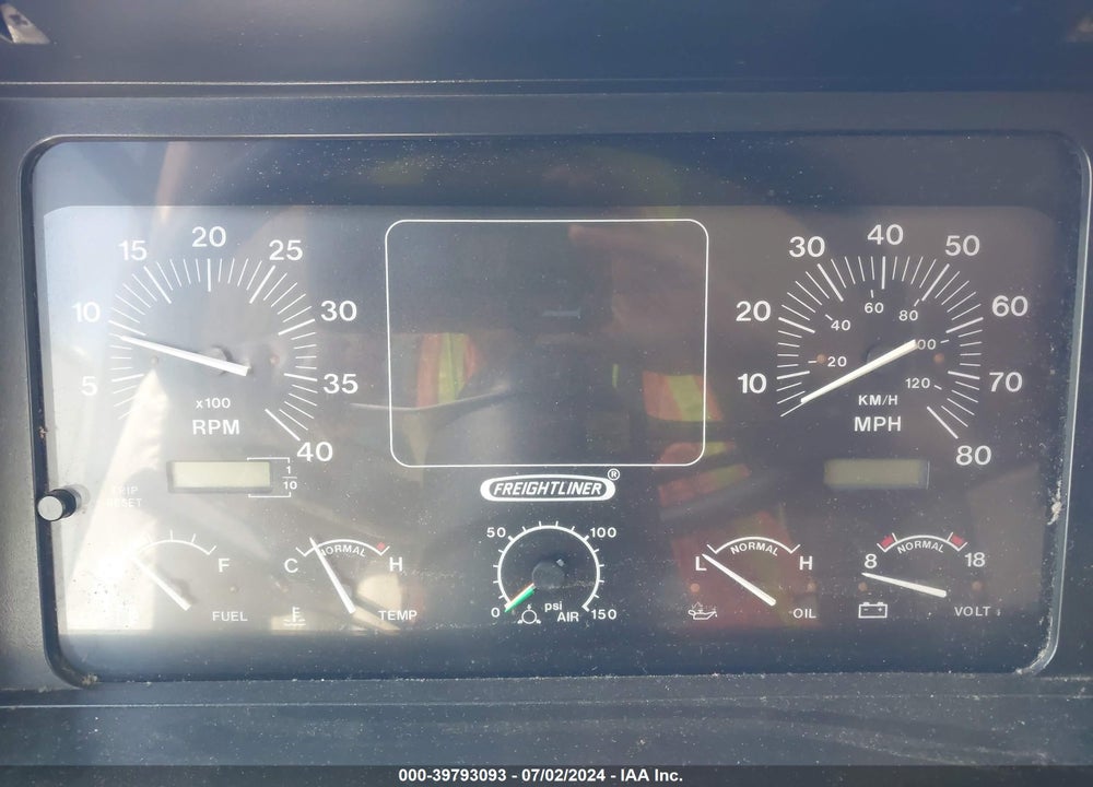 2000 FREIGHTLINER CHASSIS X LINE MOTOR HOME VIN: 4UZ6XFBC2YCG11785