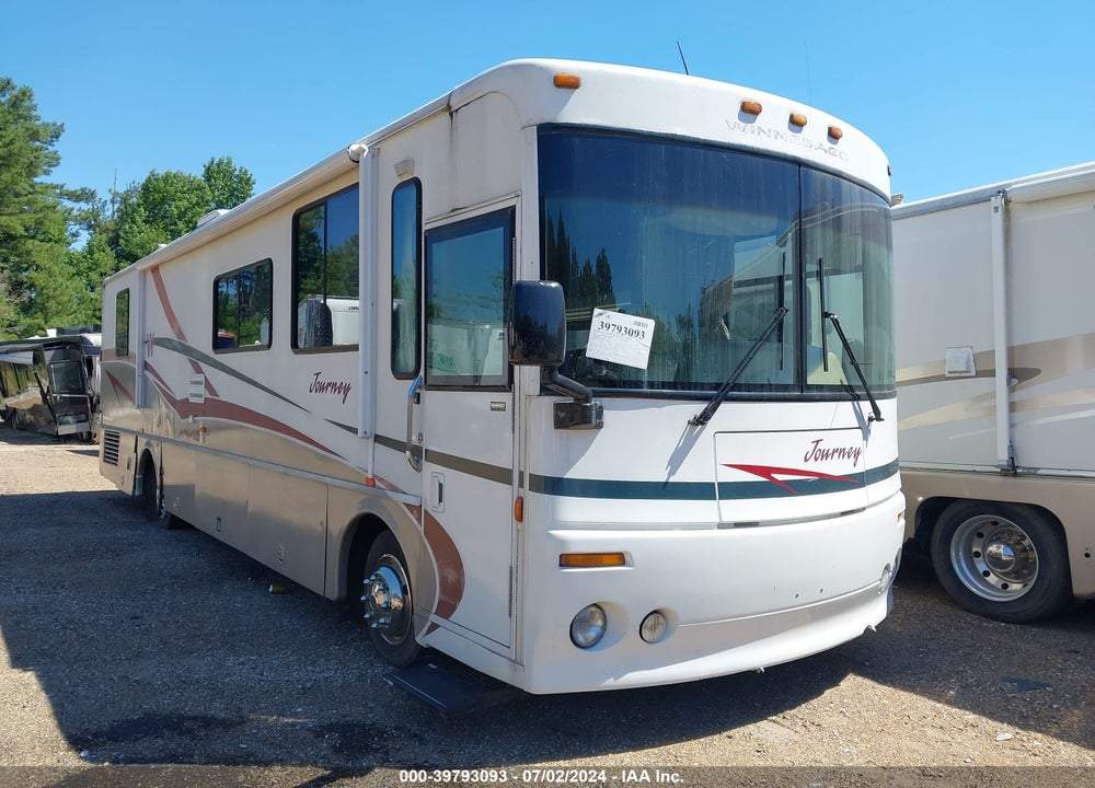 2000 FREIGHTLINER CHASSIS X LINE MOTOR HOME VIN: 4UZ6XFBC2YCG11785