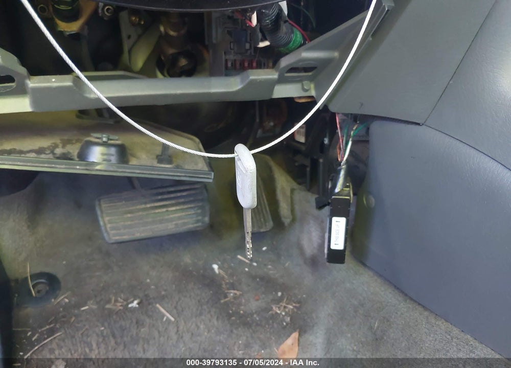 2003 HONDA CIVIC VIN: 1HGES165X3L013979