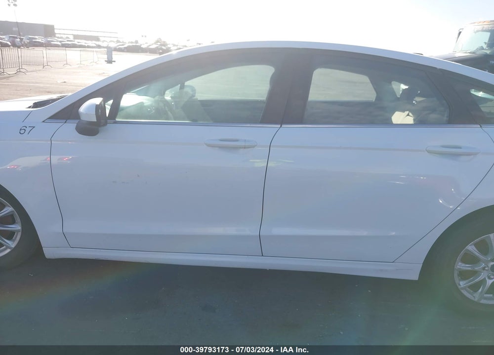 2018 FORD FUSION S VIN: 3FA6P0G71JR257717