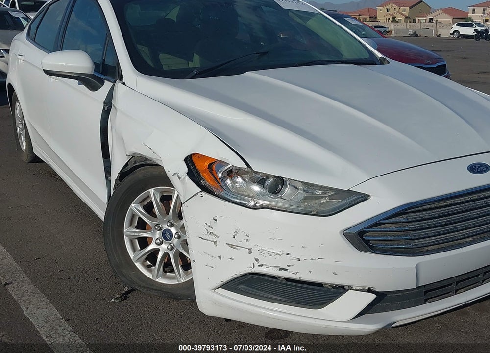 2018 FORD FUSION S VIN: 3FA6P0G71JR257717