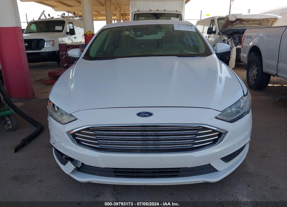 2018 FORD FUSION S VIN: 3FA6P0G71JR257717