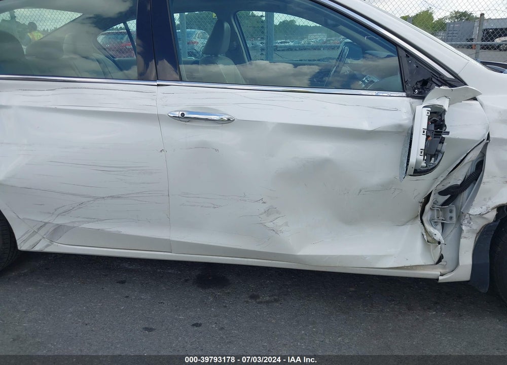 2013 HONDA ACCORD EX-L V-6 VIN: 1HGCR3F8XDA012921