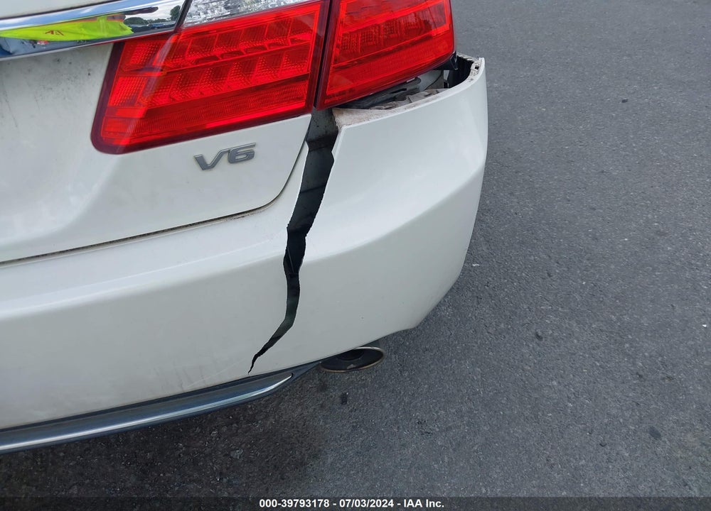 2013 HONDA ACCORD EX-L V-6 VIN: 1HGCR3F8XDA012921