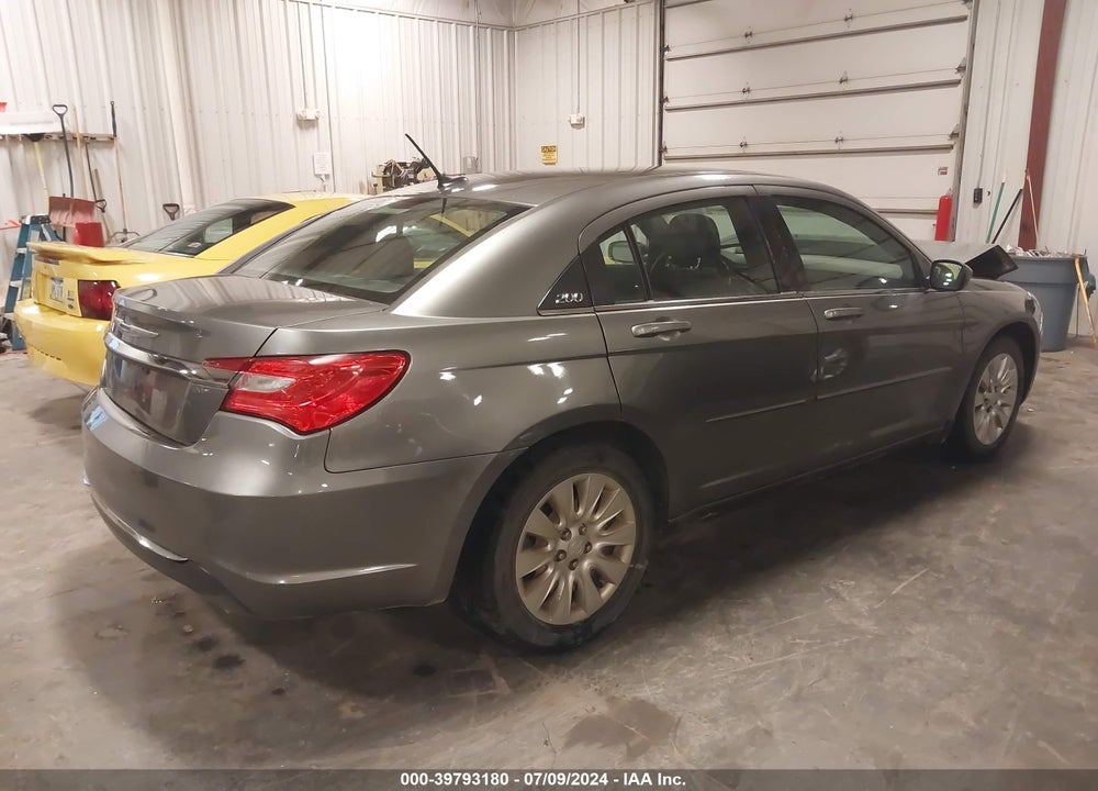 2012 CHRYSLER 200 LX VIN: 1C3CCBAG8CN246172