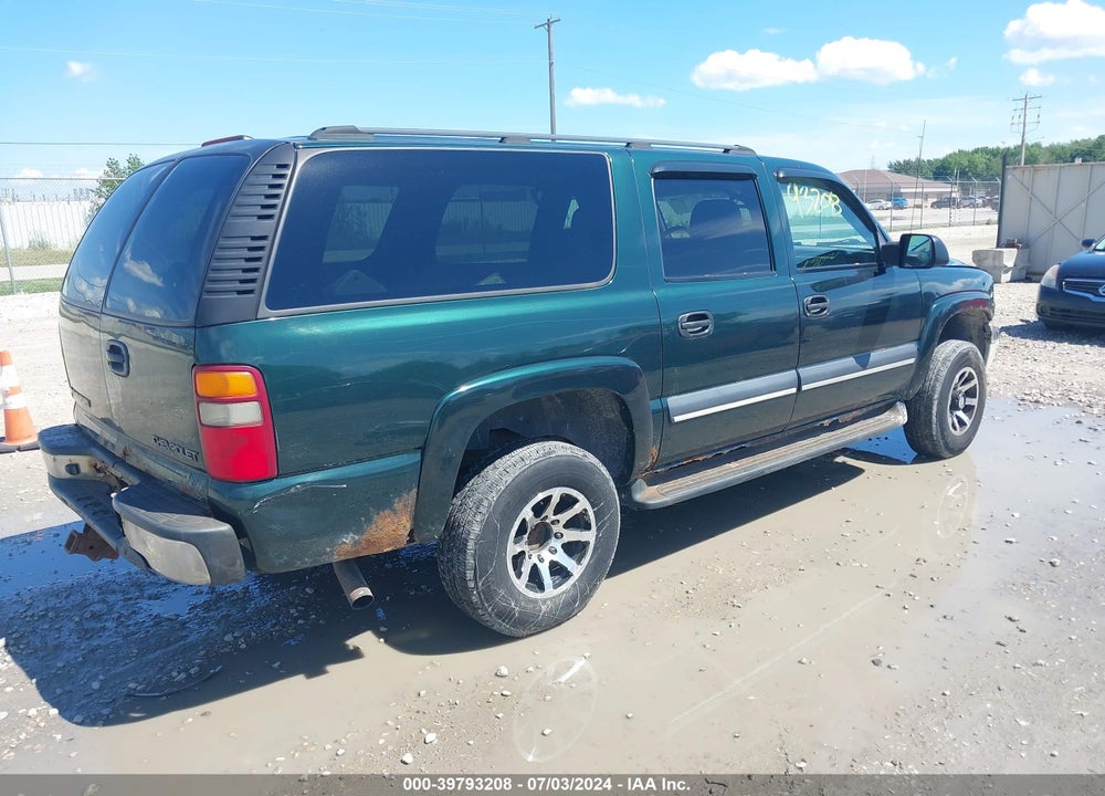2003 CHEVROLET SUBURBAN 2500 LS VIN: 3GNGK26U03G187052