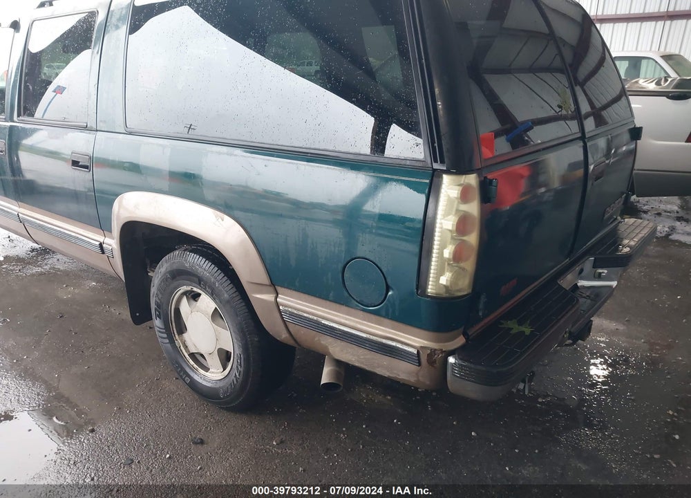 1996 CHEVROLET SUBURBAN K1500 VIN: 1GNFK16R8TJ336033