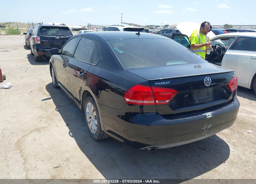2013 VOLKSWAGEN PASSAT 2.5L S VIN: 1VWAH7A36DC056007