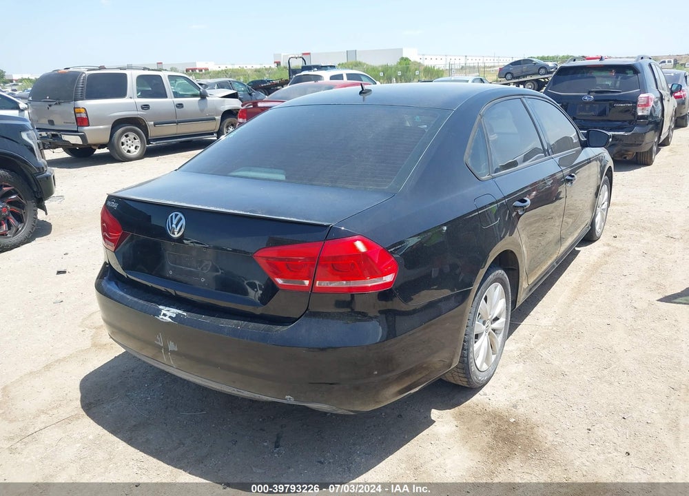 2013 VOLKSWAGEN PASSAT 2.5L S VIN: 1VWAH7A36DC056007