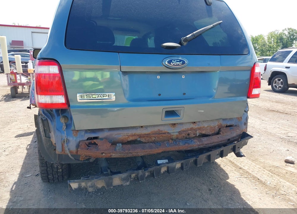 2009 FORD ESCAPE XLT VIN: 1FMCU03G99KA85993